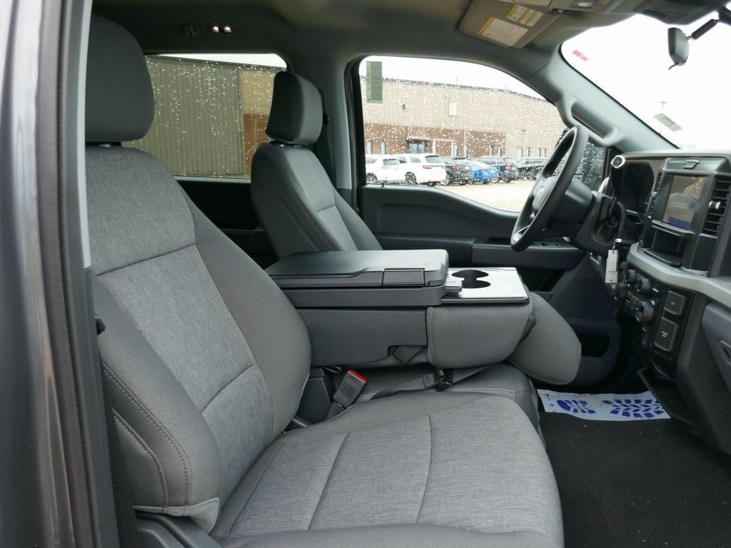 2026 Ford Super Duty F-350 SRW XL 4WD Crew Cab 8' Box