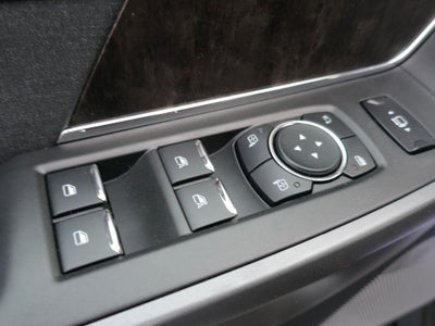 2026 Ford Super Duty F-350 SRW LARIAT 4WD Crew Cab 8' Box