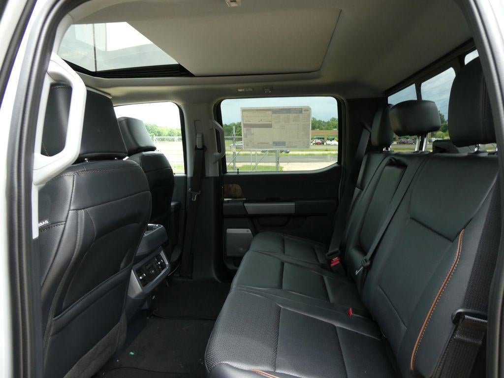 2026 Ford Super Duty F-350 SRW LARIAT 4WD Crew Cab 6.75' Box