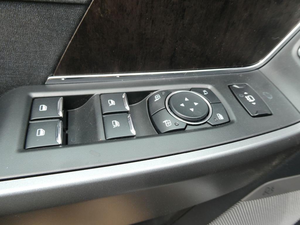 2026 Ford Super Duty F-350 SRW LARIAT 4WD Crew Cab 6.75' Box