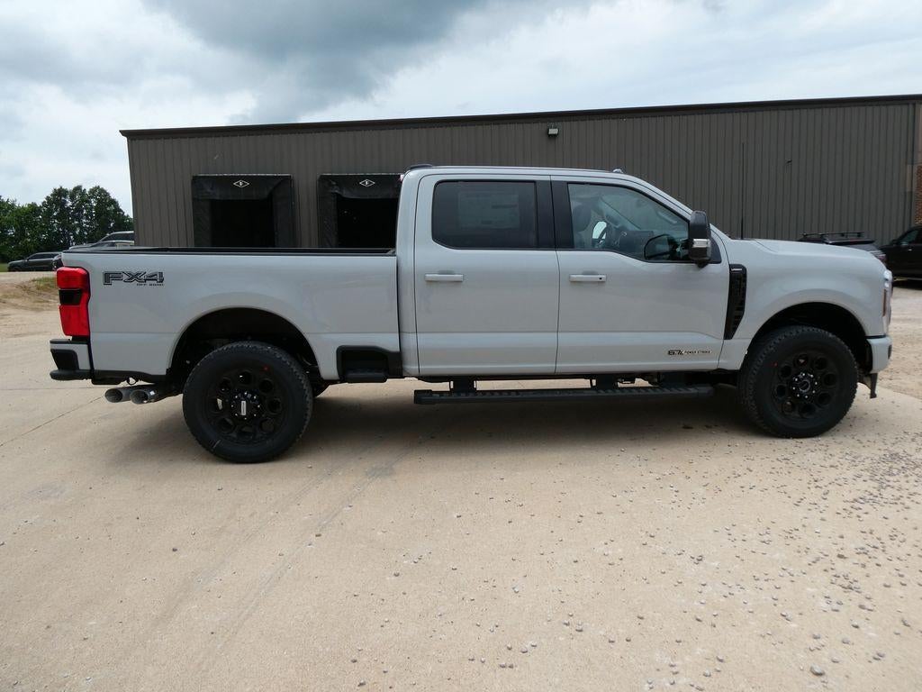2026 Ford Super Duty F-350 SRW LARIAT 4WD Crew Cab 6.75' Box