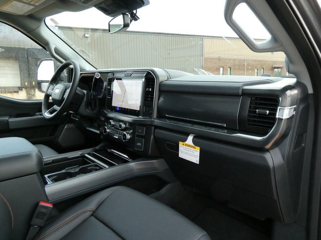 2026 Ford Super Duty F-350 SRW LARIAT 4WD Crew Cab 6.75' Box