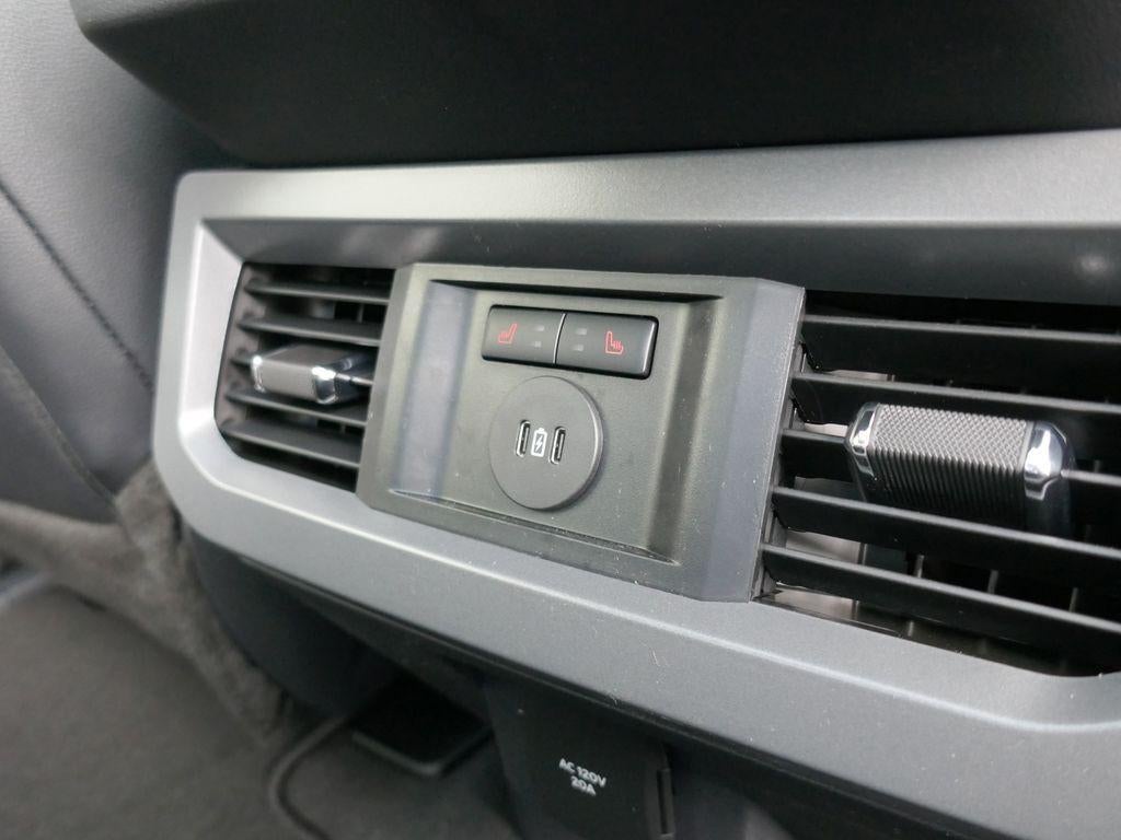 2026 Ford Super Duty F-350 SRW LARIAT 4WD Crew Cab 8' Box