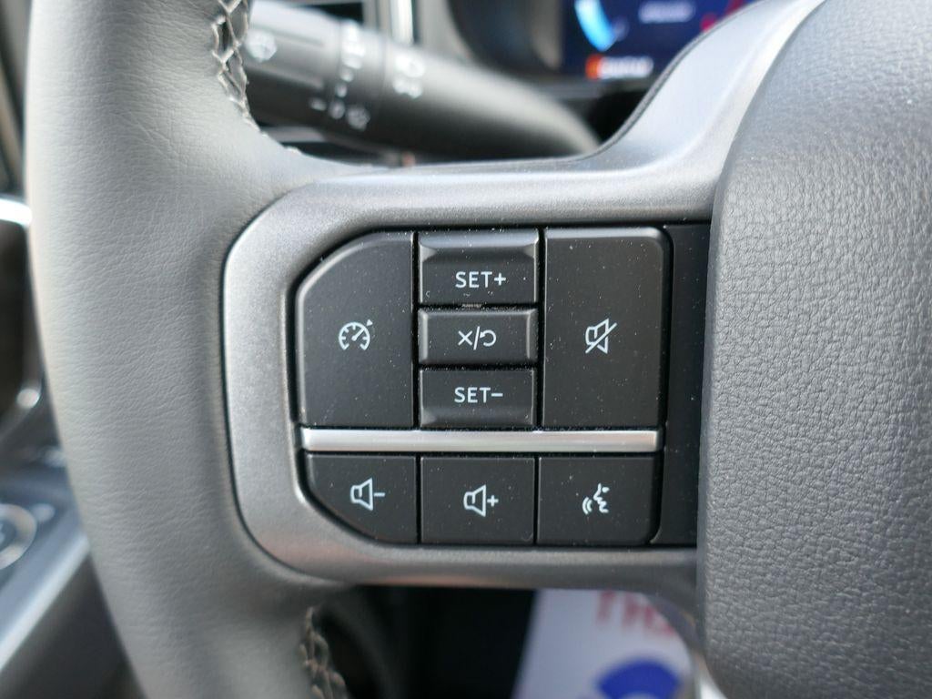 2026 Ford Super Duty F-350 SRW LARIAT 4WD Crew Cab 8' Box