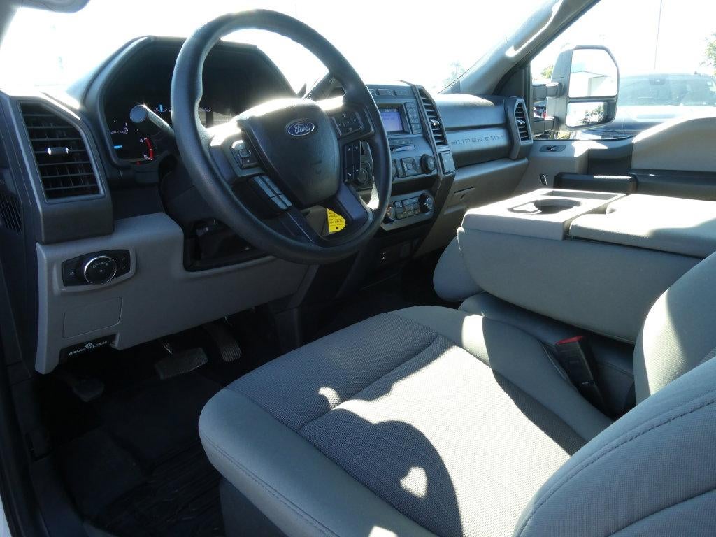 2020 Ford Super Duty F-350 SRW XL 4WD Crew Cab 6.75' Box