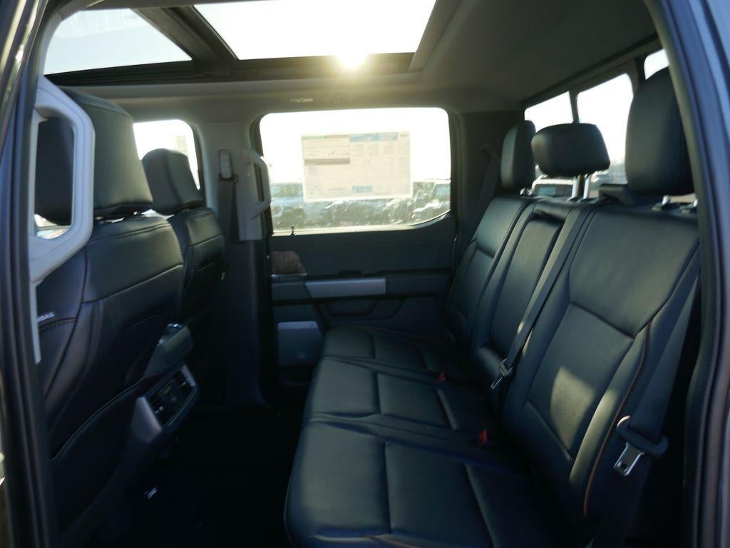 2026 Ford Super Duty F-350 SRW LARIAT 4WD Crew Cab 8' Box