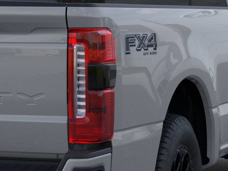 2026 Ford Super Duty F-350 SRW LARIAT 4WD Crew Cab 8' Box