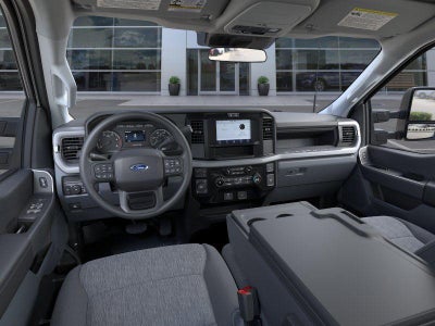 2026 Ford Super Duty F-350 SRW XL 4WD Crew Cab 8' Box