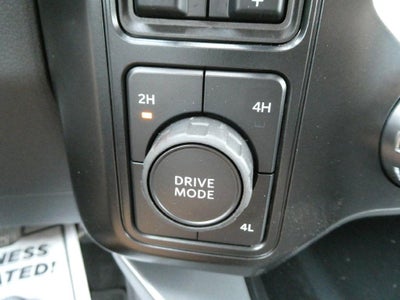 2027 Ford Super Duty F-350 DRW LARIAT 4WD Crew Cab 8' Box