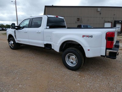 2027 Ford Super Duty F-350 DRW LARIAT 4WD Crew Cab 8' Box