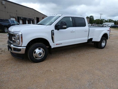 2027 Ford Super Duty F-350 DRW LARIAT 4WD Crew Cab 8' Box