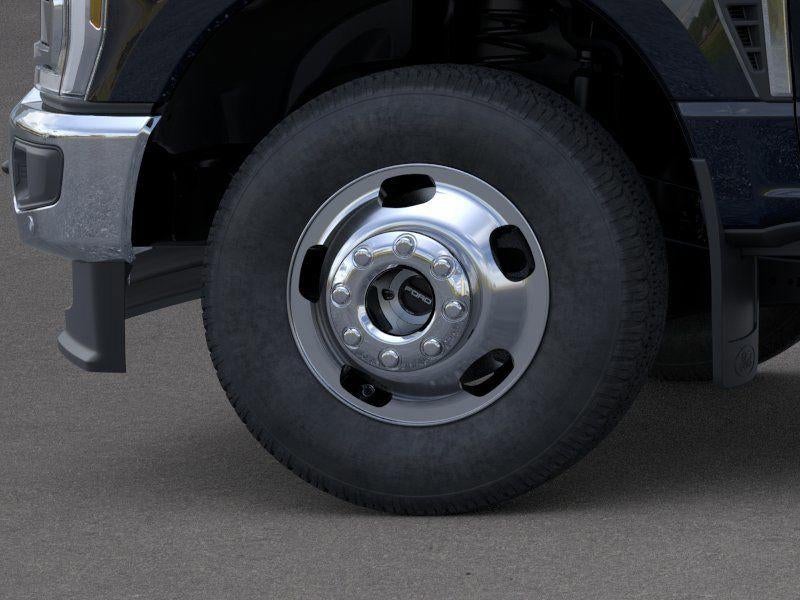 2026 Ford Super Duty F-350 DRW King Ranch 4WD Crew Cab 8' Box
