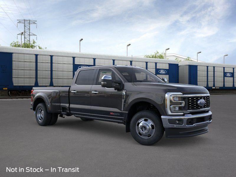 2026 Ford Super Duty F-350 DRW King Ranch 4WD Crew Cab 8' Box