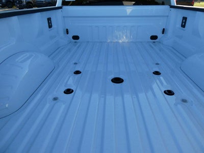 2027 Ford Super Duty F-450 DRW LARIAT 4WD Crew Cab 8' Box