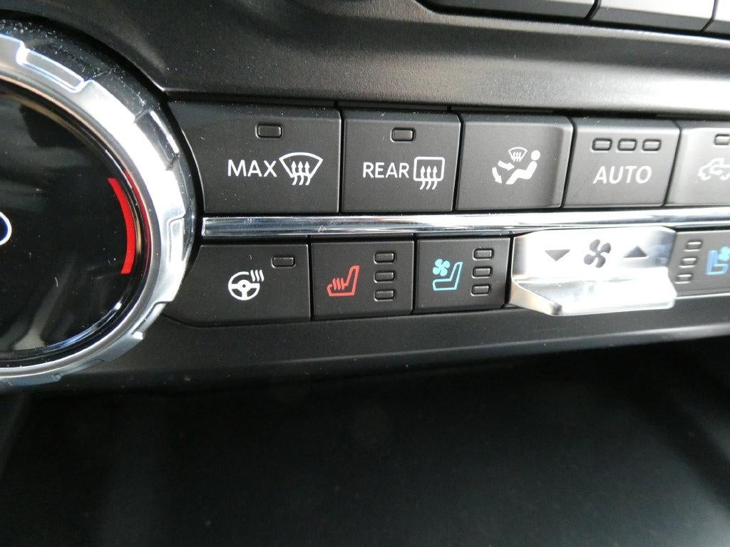 2027 Ford Super Duty F-450 DRW LARIAT 4WD Crew Cab 8' Box