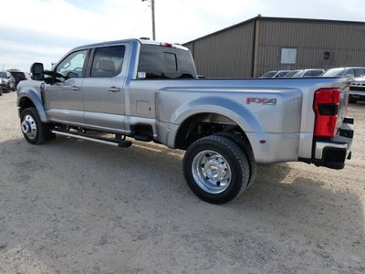 2027 Ford Super Duty F-450 DRW LARIAT 4WD Crew Cab 8' Box