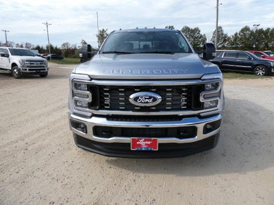 2027 Ford Super Duty F-450 DRW LARIAT 4WD Crew Cab 8' Box