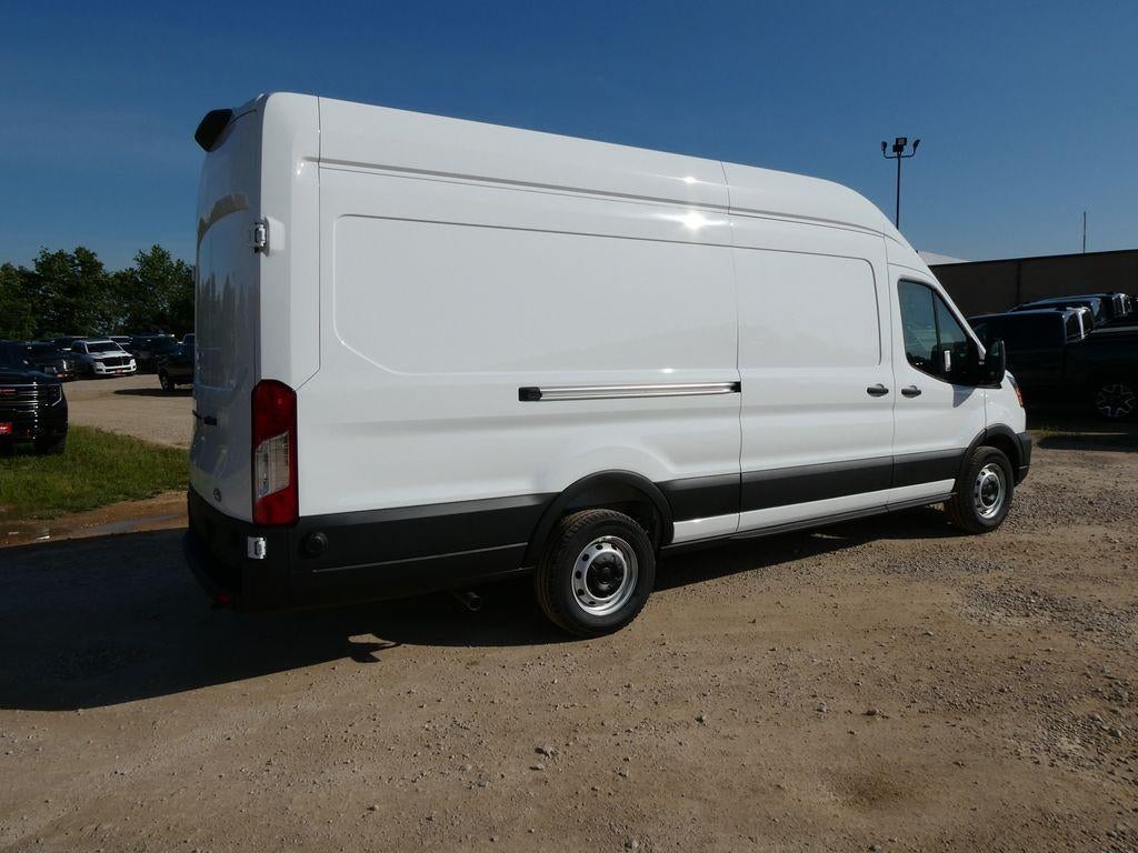2026 Ford Transit Cargo Van T-250 148" EL Hi Rf 9150 GVWR RWD