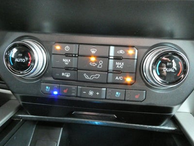 2020 Ford F-150 LARIAT 4WD SuperCrew 5.5' Box