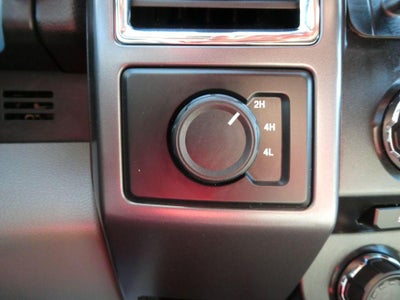 2015 Ford F-150 4WD SuperCrew 5-1/2 Ft Box XLT