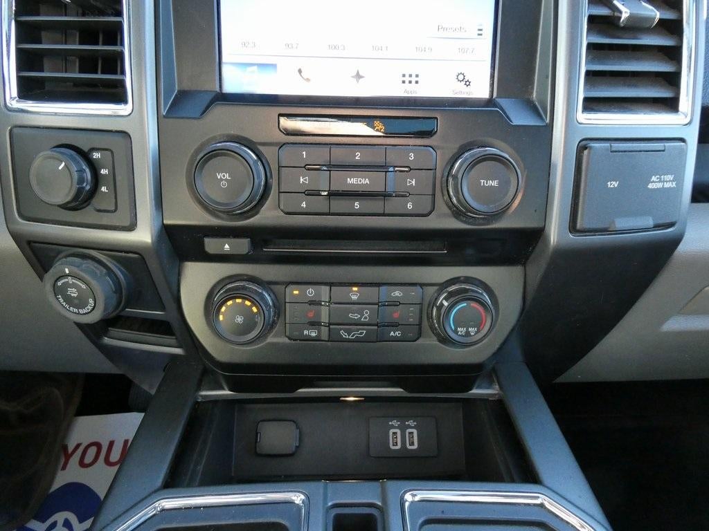 2016 Ford F-150 4WD SuperCrew 5-1/2 Ft Box XLT