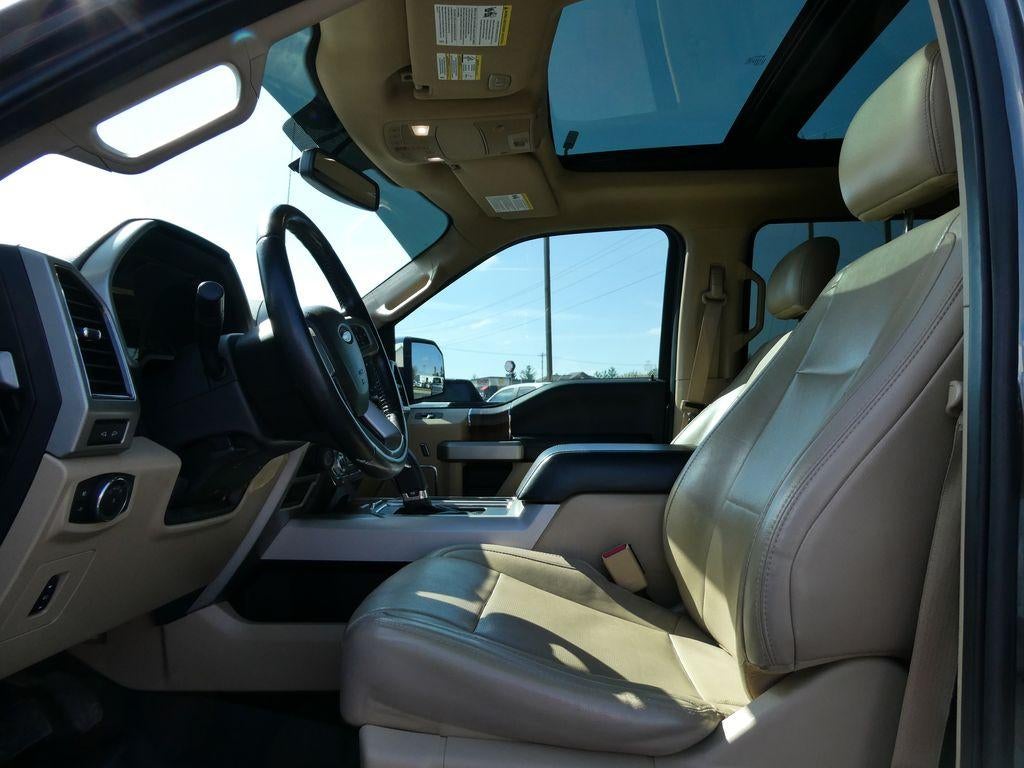 2017 Ford F-150 Lariat 4WD SuperCrew 5.5' Box