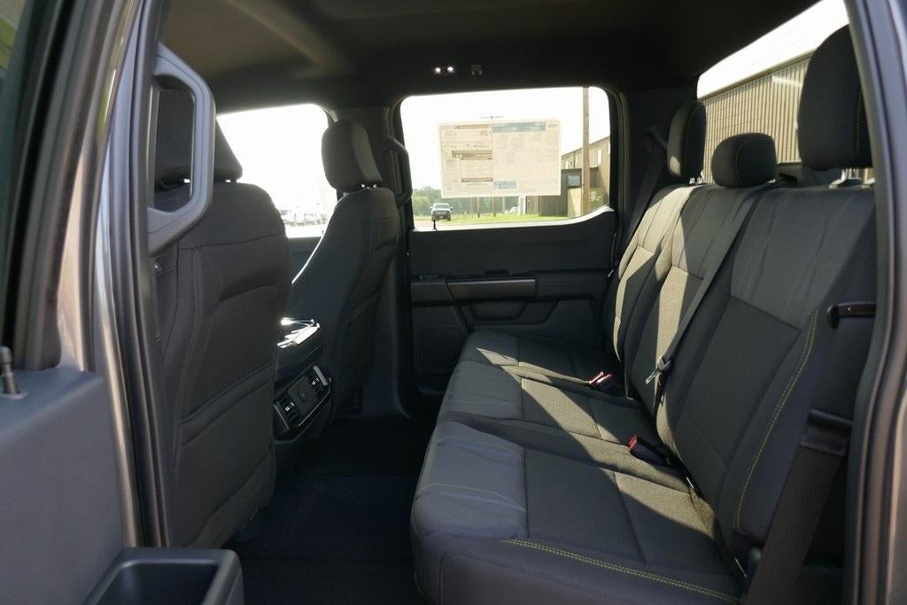 2025 Ford F-150 STX 4WD SuperCrew 5.5' Box