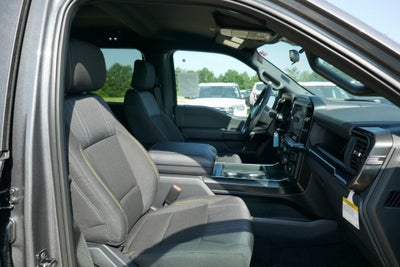 2025 Ford F-150 STX 4WD SuperCrew 5.5' Box