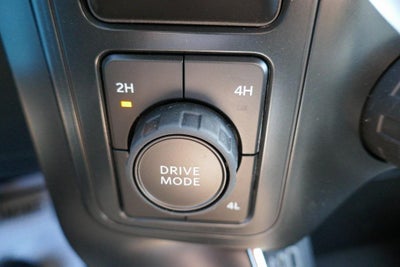 2025 Ford F-150 STX 4WD SuperCrew 5.5' Box