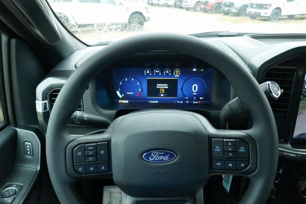 2025 Ford F-150 STX 4WD SuperCrew 5.5' Box