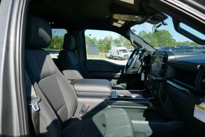 2025 Ford F-150 STX 4WD SuperCrew 5.5' Box