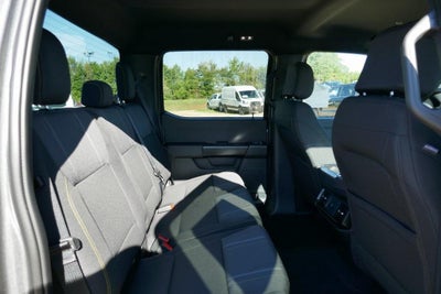 2025 Ford F-150 STX 4WD SuperCrew 5.5' Box