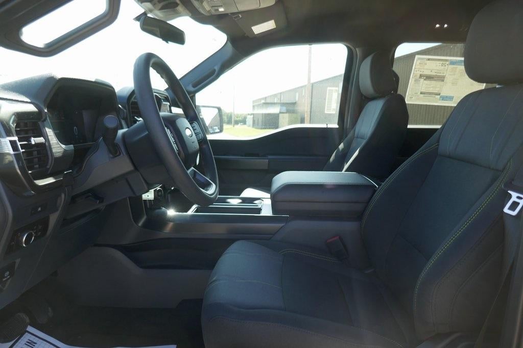 2025 Ford F-150 STX 4WD SuperCrew 5.5' Box