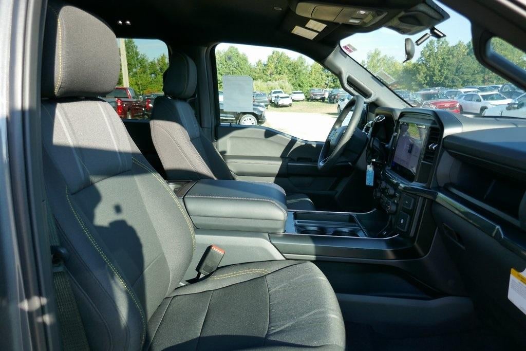 2025 Ford F-150 STX 4WD SuperCrew 5.5' Box