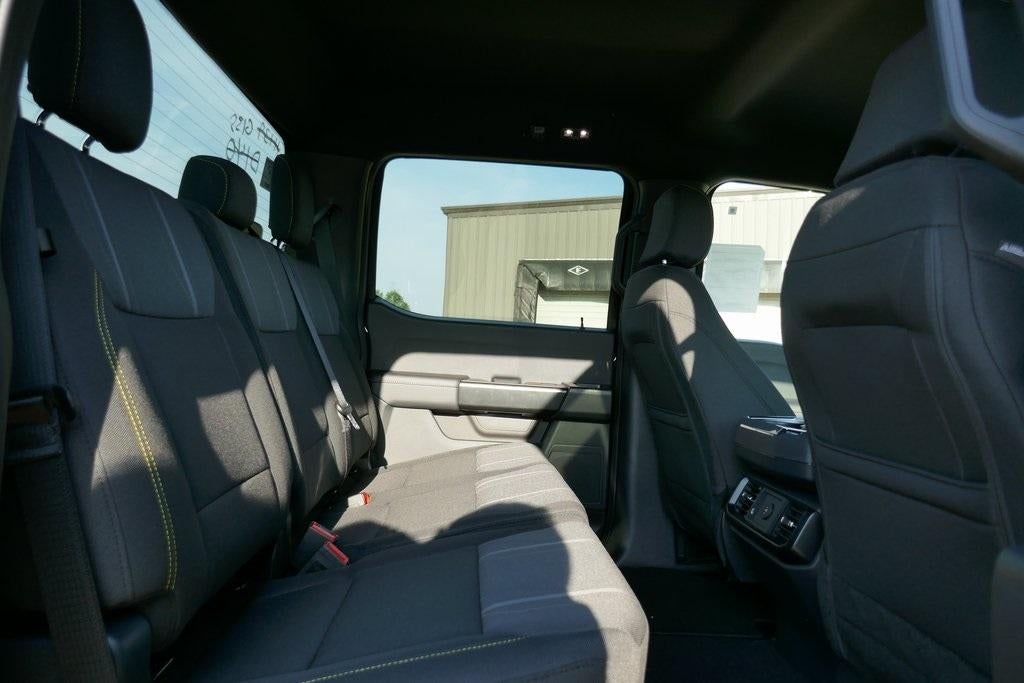 2025 Ford F-150 STX 4WD SuperCrew 5.5' Box