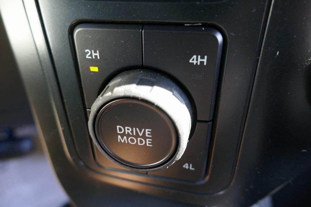 2025 Ford F-150 STX 4WD SuperCrew 5.5' Box