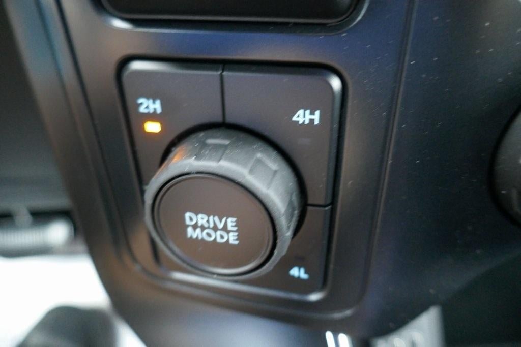 2025 Ford F-150 STX 4WD SuperCrew 5.5' Box