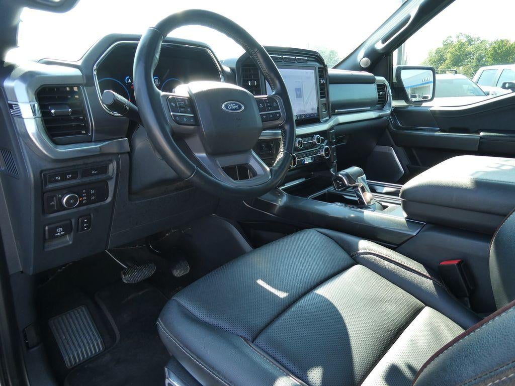 2022 Ford F-150 LARIAT 4WD SuperCrew 5.5' Box