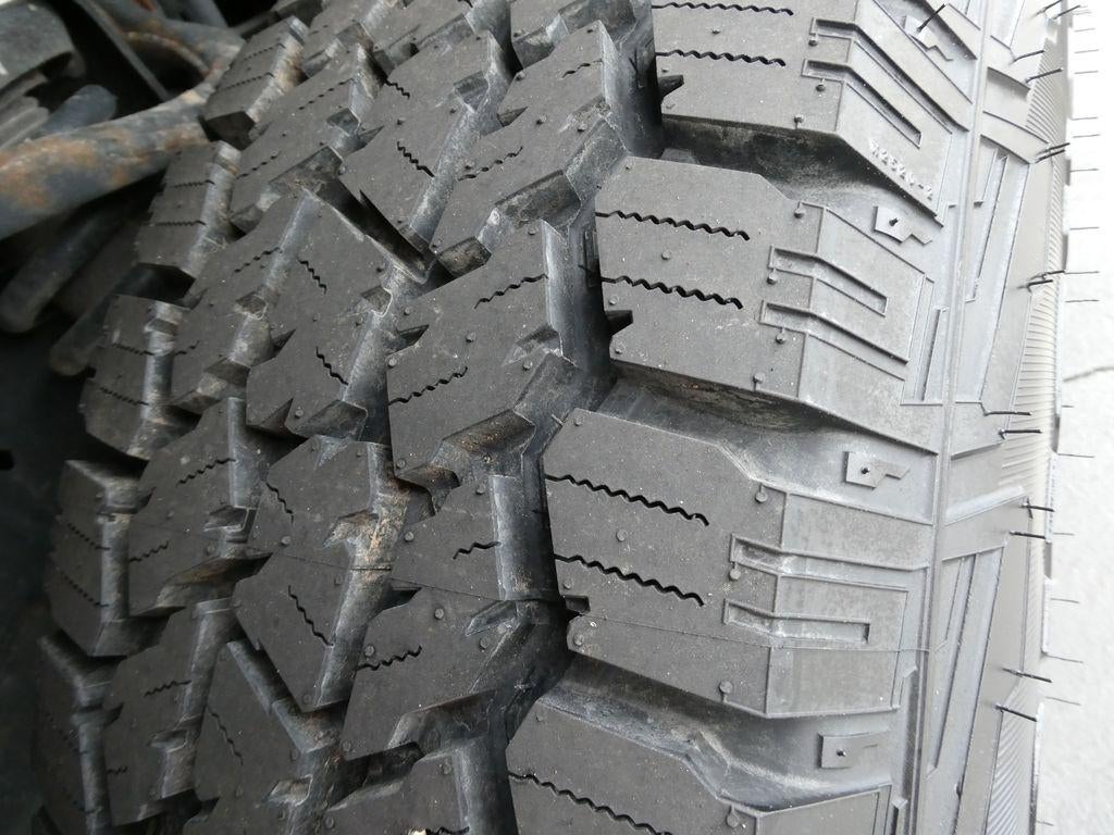 2022 Ford F-150 LARIAT 4WD SuperCrew 5.5' Box