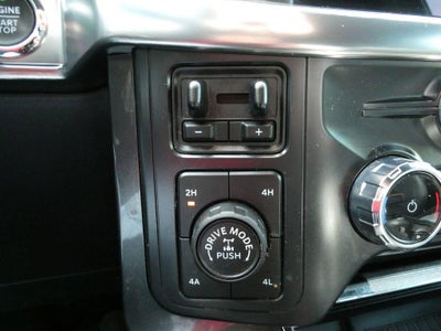 2022 Ford F-150 LARIAT 4WD SuperCrew 5.5' Box