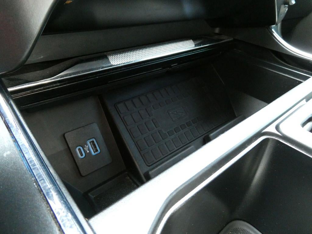 2022 Ford F-150 LARIAT 4WD SuperCrew 5.5' Box