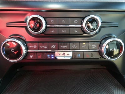 2022 Ford F-150 Platinum 4WD SuperCrew 5.5' Box