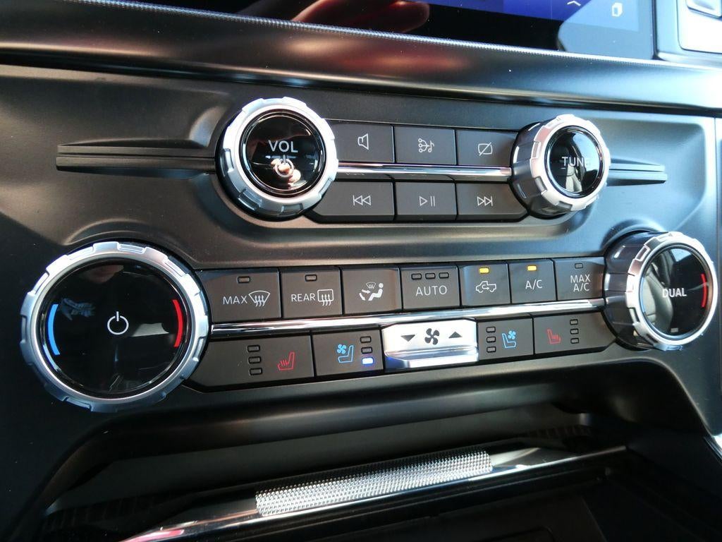 2023 Ford F-150 Platinum 4WD SuperCrew 5.5' Box