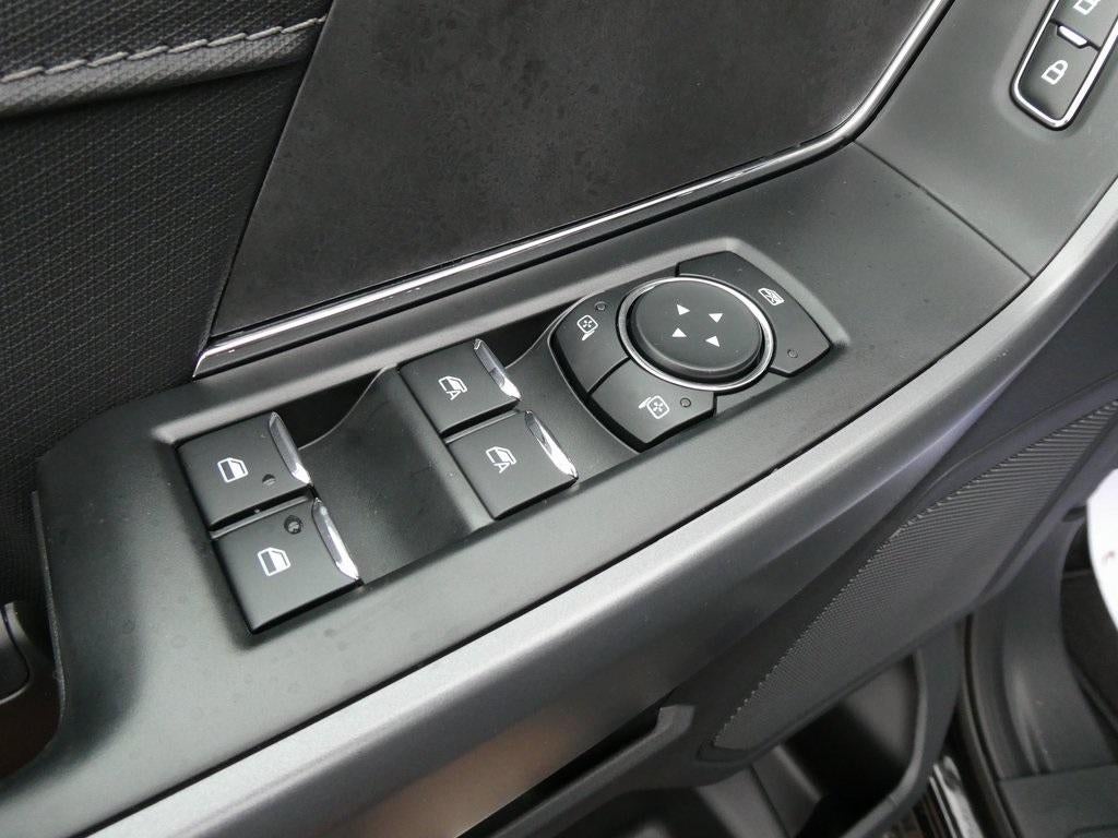 2025 Ford F-150 XLT 4WD SuperCrew 5.5' Box