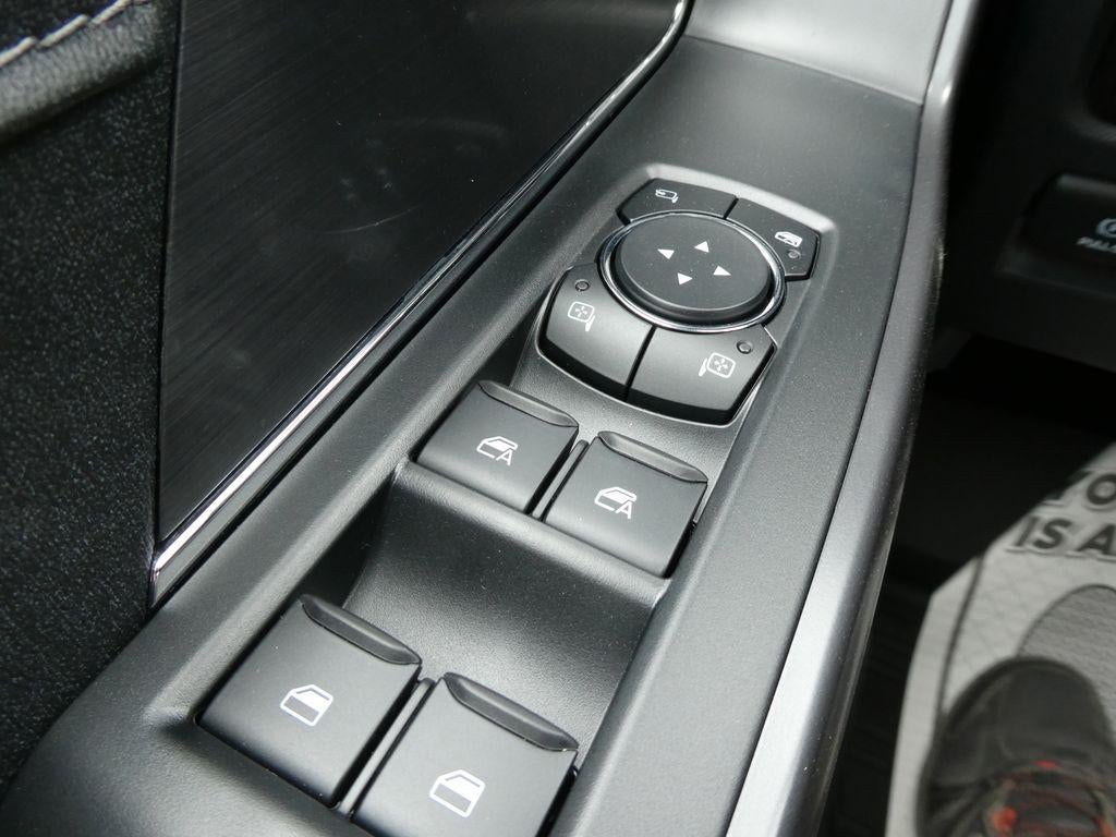 2026 Ford F-150 LARIAT 4WD SuperCrew 5.5' Box