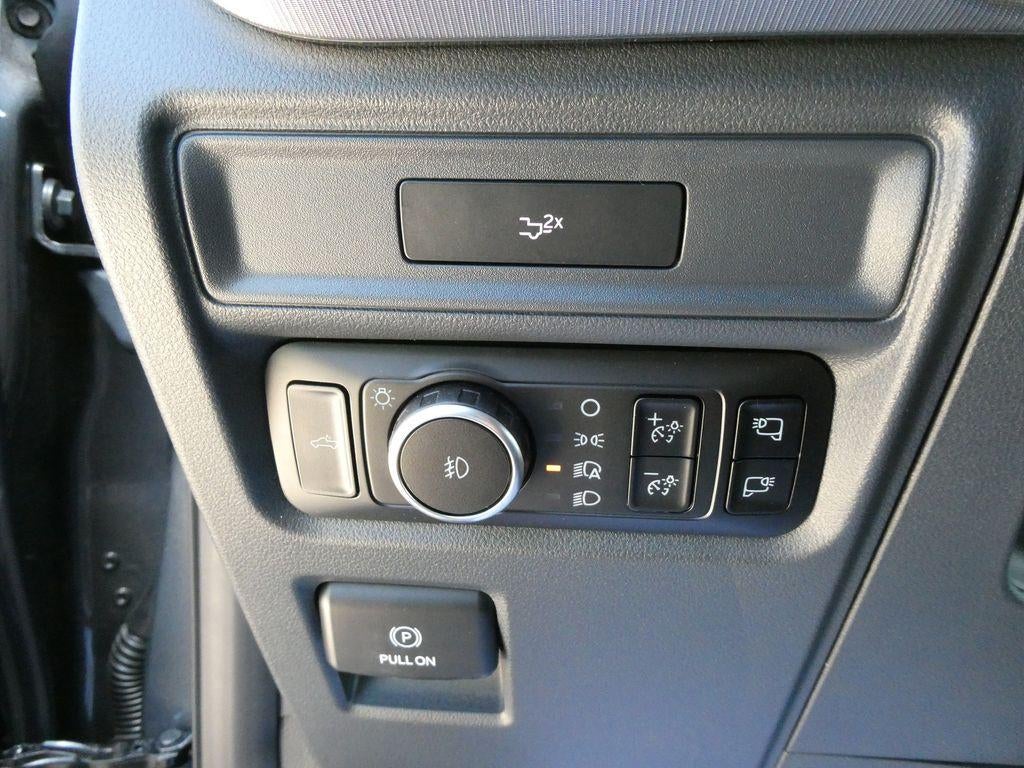 2026 Ford F-150 LARIAT 4WD SuperCrew 5.5' Box
