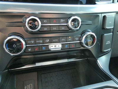 2025 Ford F-150 LARIAT 4WD SuperCrew 5.5' Box