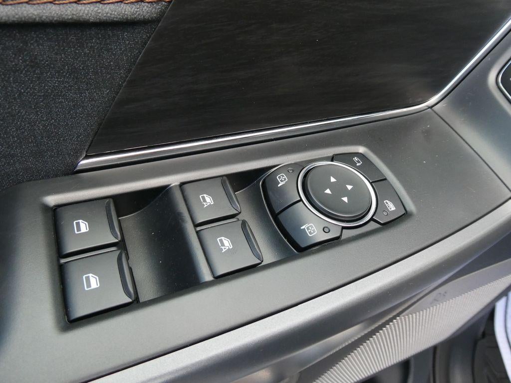 2026 Ford F-150 LARIAT 4WD SuperCrew 5.5' Box