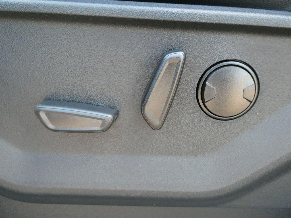 2026 Ford F-150 LARIAT 4WD SuperCrew 5.5' Box