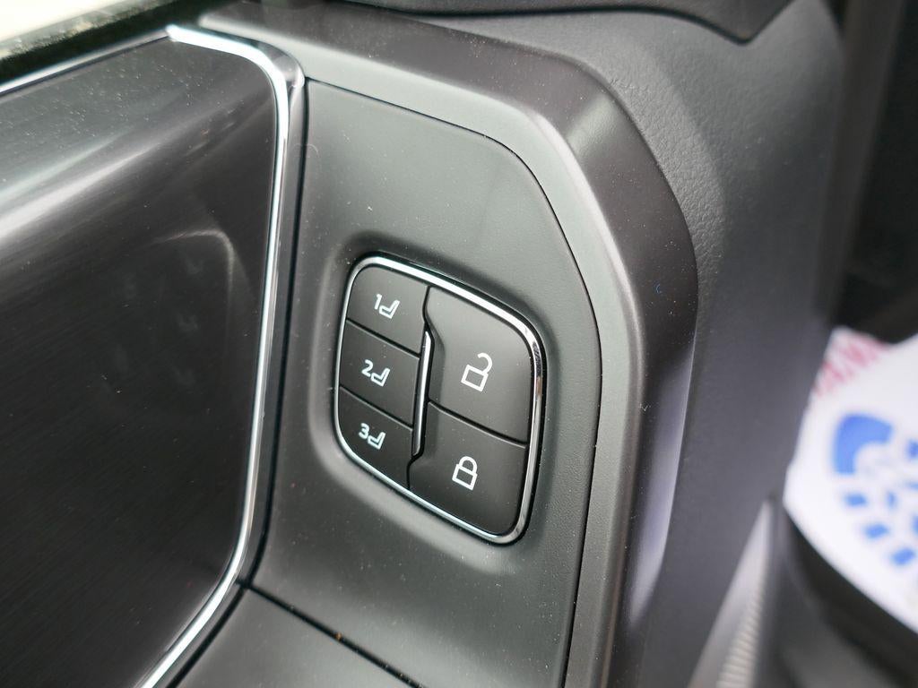 2026 Ford F-150 LARIAT 4WD SuperCrew 5.5' Box